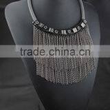 Baroque Style Metal Chain Tassel Ethnic Necklace Jewelry for Women thumbnail-4