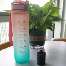 Color Large Capacity Plastic Sports Water Cup, Men and Women Outdoor Reusable Portable Water Bottle thumbnail-1