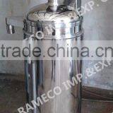 Tubular oil water separation machine