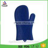 China Manufacturer Kitchen Waterproof Silicone Gloves,FDA Silicone Oven Mitts thumbnail-1