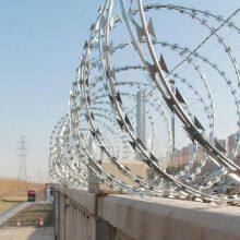 Hot Selling Galvanized Multiple Types Razor Barbed Wire thumbnail-4