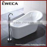 Deep Soaking Bathtub thumbnail-1