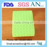 Wave Figure Roundness Silicone Bottle Glove thumbnail-1