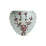 Sell Necklace thumbnail-1