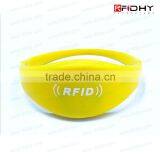 Order Printed Silicone Wristbands RFID for Fitness/gym thumbnail-2