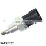 AUTO SWITCH-BACK UP LAMP 96192077 USE FOR CAR PARTS OF DAEWOO AVEO / GENTRA / KALOS / CIELO thumbnail-1