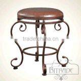 Metal Round Chair thumbnail-1