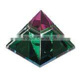 2016 Beautiful Latest High Quality Crystal Pyramid