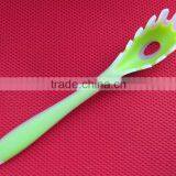 Silicone Spaghetti Spoon thumbnail-1
