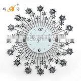 China Supplier Snow Shaped Beautiful Decorative Clock Wall Clock thumbnail-2