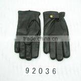 Leather Gloves thumbnail-1