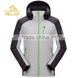 2016 New Style Waterproof Windproof and Breathable Men Hoody Softshell Jacket With Fleece Lining thumbnail-3