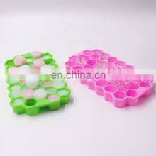 Silicone Ice Cube Tray With Lids BPA Free, Easy Release Square Ice Trays for Freezer , Food Grade Silicone Treats Gadgets thumbnail-4