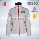 White Color Breathable Women Camping Hiking Softshell Jacket Oem