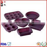 FDA /LFGB High Quality Christmas 12 Cup Silicone Muffin Cake Molds thumbnail-4