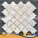 White Marble Mosaic Arabesque Lantern Tile on Mesh thumbnail-1