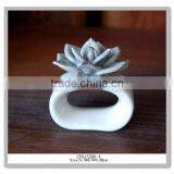 White Ceramic Napkin Ring With Flower Shpae Napkin Holder thumbnail-4