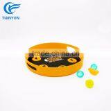 Antislip Round Plastic Food Serving Tray With Handle thumbnail-1