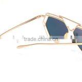 2016 Super Lovers Poly Polarized Sunglasses Metal Hollow Out V Glasses Frame Color Film Sunglasses thumbnail-5