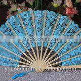 Spanish Style Lace Hand Held Fan thumbnail-2