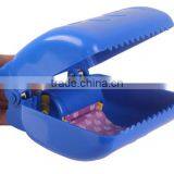 Pet Dog Cat Portable Waste Poop Easy Clean Scraper Scooper Pickup Clip Tool thumbnail-2