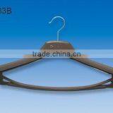 Clothes Hanger thumbnail-1