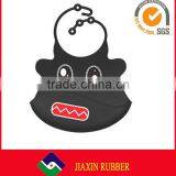 Hot Sale Triangle Bib Patterns Waterproof Soft Food Grade Silicone Baby Bib With Pocket thumbnail-4