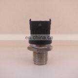 Аутентичный датчик давления в системе общего коллектора 0281002937 для дизельного двигателя QSB thumbnail-2