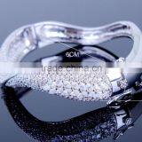 Exclusive Design Trendy Irregular Shape Setting CZ Crystal Bridal Jewelry Bangle thumbnail-6