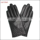The Most Classic Embroidery Patterns Ladies Index Finger Touch Screen Leather Gloves thumbnail-4