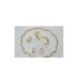 Sell Necklace thumbnail-1