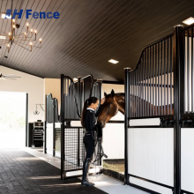 Maßgeschneiderter 12ft vorgefertigter verzinkter Stahlpferdestall zum Verkauf. Luxuriöses tragbares Außenpferdestall mit Dach Stalel thumbnail-1