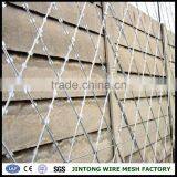 Galvanized Razor Barbed Wire Mesh Fence thumbnail-1