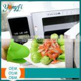 Heat Resistant Frog Shape Silicone Pot Handle Holder for Kitchen thumbnail-1