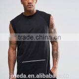 OEM Wholesale Men Stylish Zip Pocket Sleeveless Sweatshirt thumbnail-3