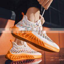 Factory Outlet 2021 Christmas and Winter New Korean Fashion Trend Flying Knitted Custom Men's Fashion Casual Sports Shoes thumbnail-3