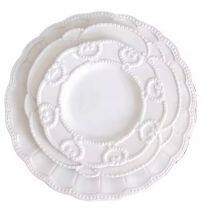 Wholesale Pure White Embossed Fruit Plate Ceramic Tableware for Vegetarian Wedding Plate Sets in Stock