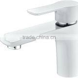 2015 New Model Elegant Single Lever Brass Basin Bathroom Faucet Sanitary Ware