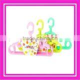 Clothes Hangers (5pcs/set)8051 thumbnail-1