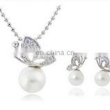 Lovely Butterfly Gold color simulated pearl Stud Earrings and Pendant Necklace Fashion Crystals Jewelry Set bijoux