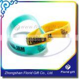 Wholesales Custom Design Printing Cheap Name Rubber Band Bracelet thumbnail-3