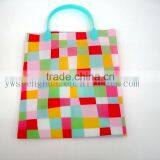 Fashion Style Cheap Printed Colorful Fashion Large Plastic Gift Bag Packing thumbnail-2
