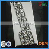 China Wholesale Plastic Rhinestone Trimming for Shoes & Wedding Dress Decoration thumbnail-3