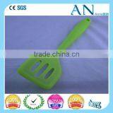 Silicone Scraper Handpicked and Dropshipped From Quality Manufacturers thumbnail-1