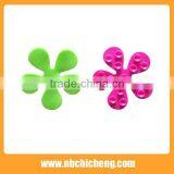 Flower Shaped Plastic Bathroom Floor Mat thumbnail-1