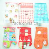printed cheap stock oven mitten kitchen textiles free samples surplus stock China supplier buying in bulk wholesale