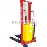 1.0-2.0T Semi-Electric Stacker thumbnail-1