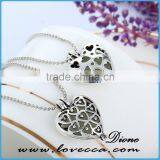 USA Hollow Heart Pendant Luminous Green Glow In The Dark Locket Necklace Pendant thumbnail-6