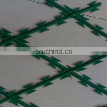 Low Price Galvanized Razor Barbed Wire Welded Wire Mesh thumbnail-4