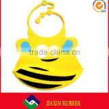 Hot Sale Triangle Bib Patterns Waterproof Soft Food Grade Silicone Baby Bib With Pocket thumbnail-5